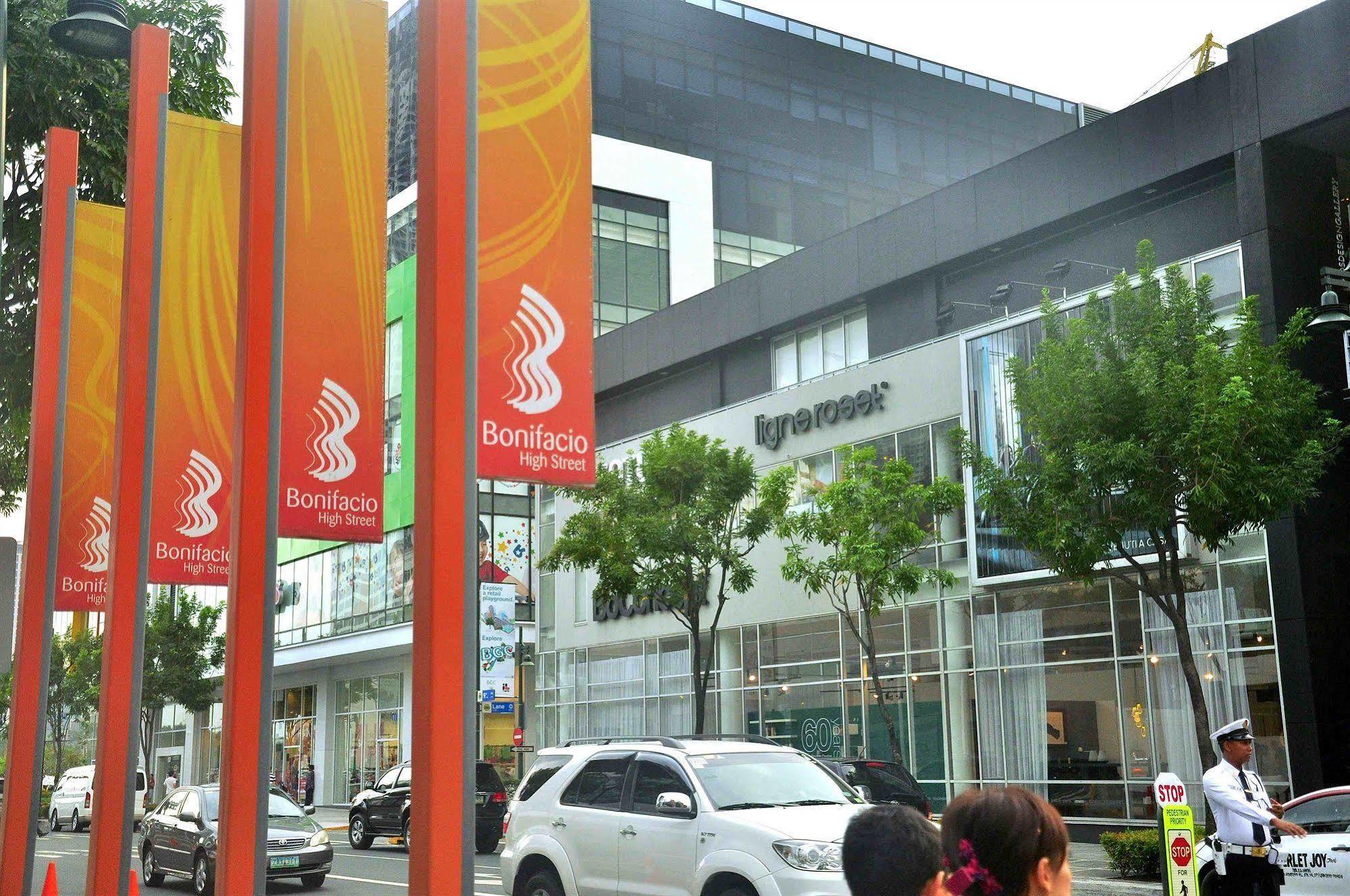 The Fort Budget Hotel- Bonifacio Global City Makati City Exterior foto