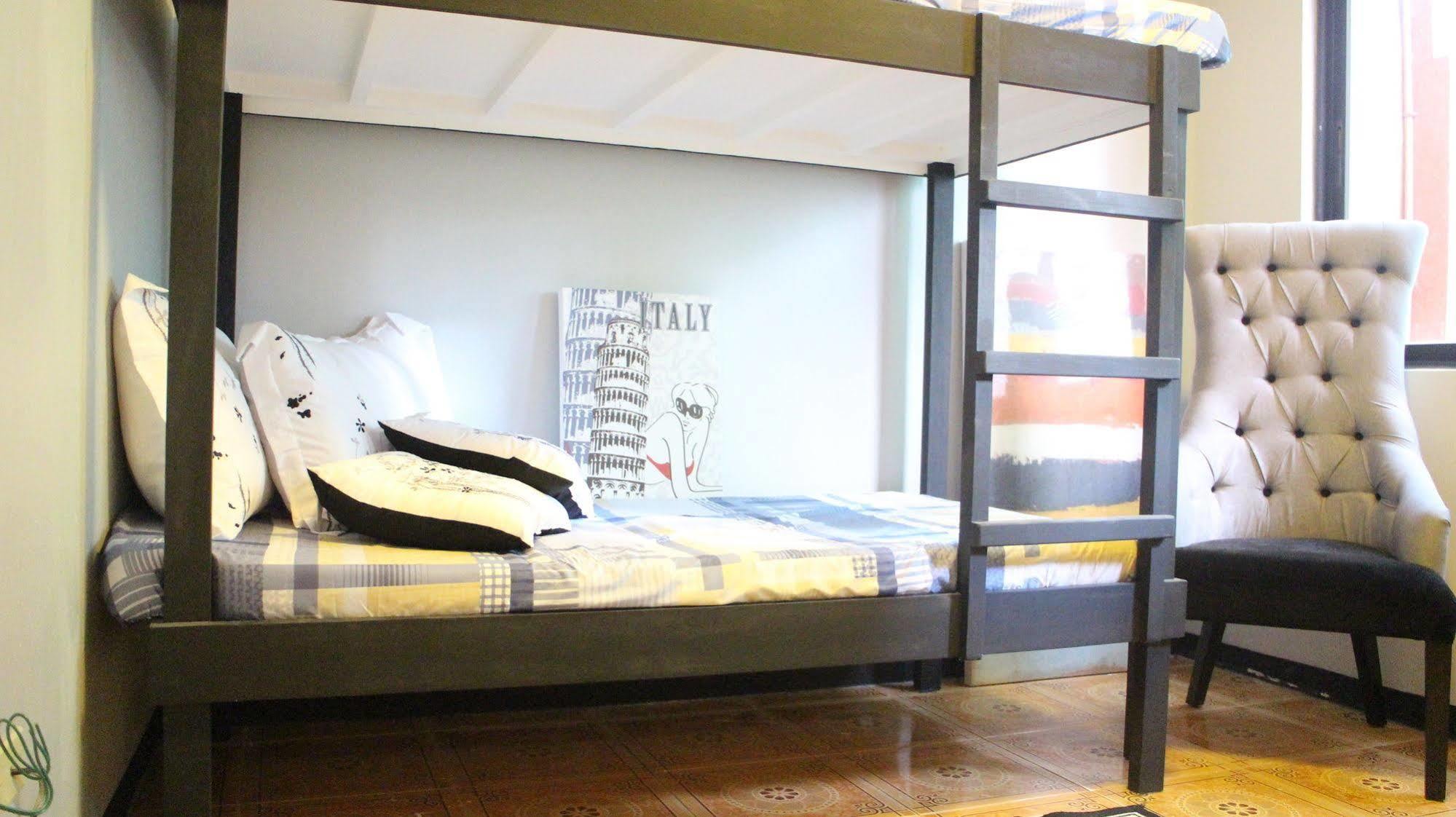 The Fort Budget Hotel- Bonifacio Global City Makati City Exterior foto